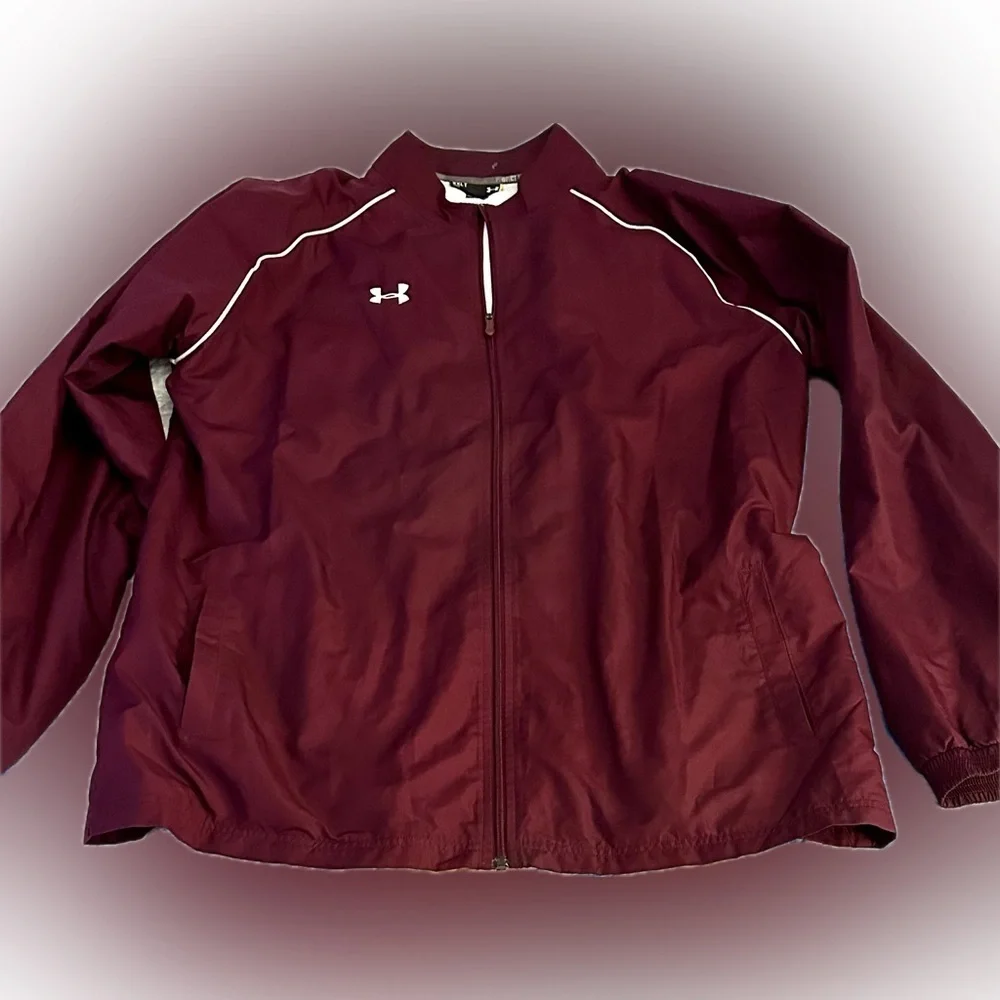Under Armour lightweight maroon